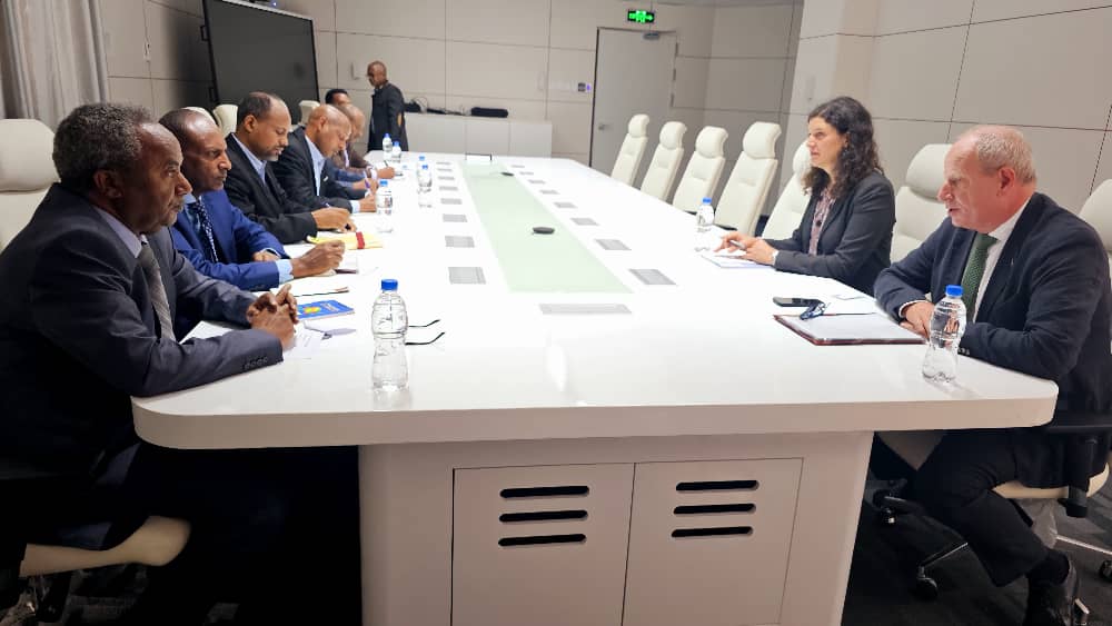 ናይዚ መድረኽ ልኡኽና ቅድሚ ኹሉን ልዕሊ ኹሉን ሕገ መንግስታዊ ወሰን ትግራይ ምርግጋፅን ዝተመዛበሉ ወገናትና ናብ መረበቶም ምምላስን እዩ ክብሉ ፕረዚደንት ሌ/ጀነራል ታደሰ ወረደ ገሊፆም።